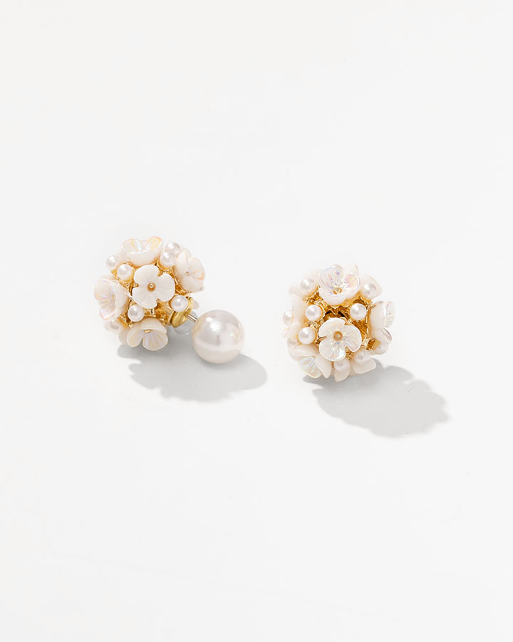 Venus' Flower．2way｜耳環 - 白色, 純銀耳針 最強新品｜首批限量|0321．Wear Your Glow|0103．New Journey|全館商品|耳環｜Earring|耳環｜耳針|耳環｜純銀耳針|搭配指南|他看妳的第二眼