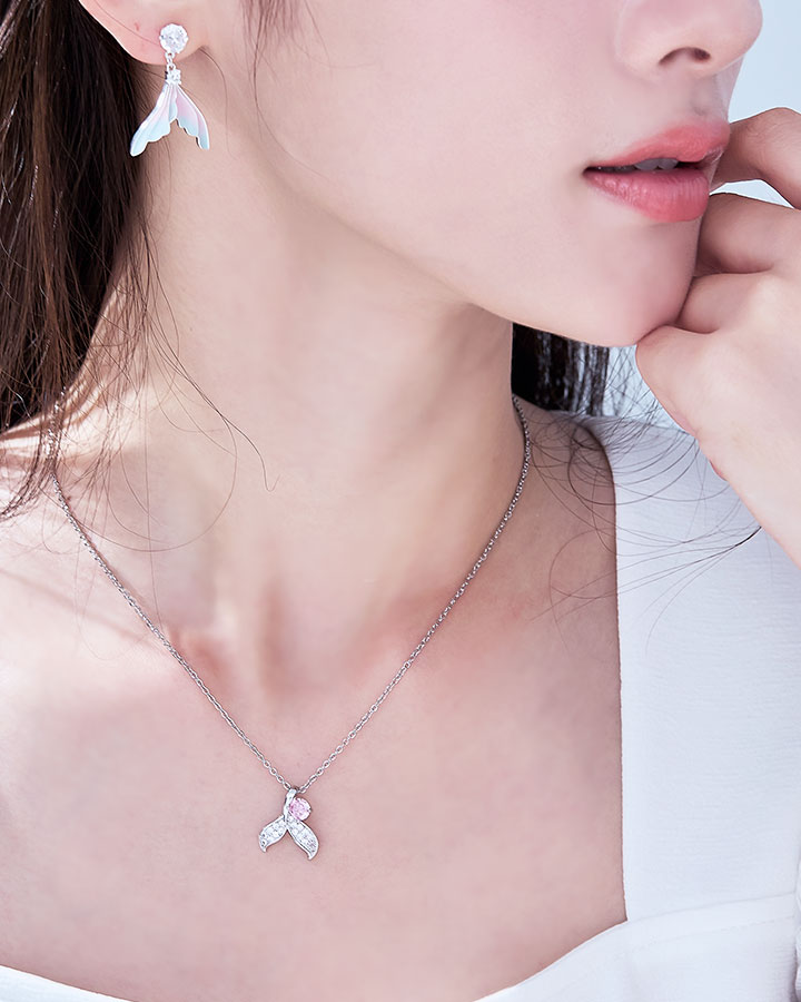 美人魚｜項鍊 - 銀色 最強新品｜首批限量|0613．Blue Romance|全館商品|項鍊｜Necklace|經典一鍊 | 項鍊|搭配指南|他看妳的第二眼